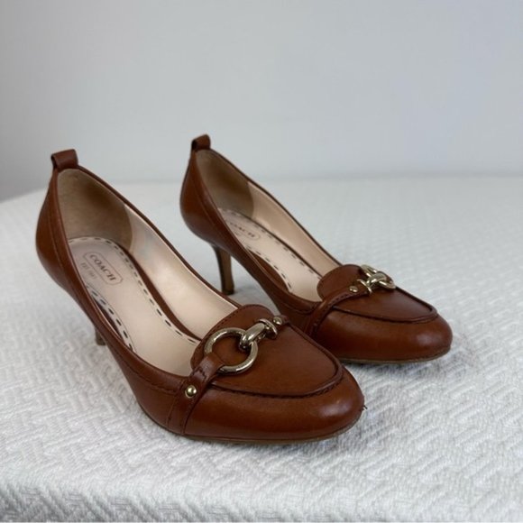 [SOLD] COACH Brown Leather Metallic Buckle Detail Preppy Heels / Pumps size 6.5 - Picture 10 of 13